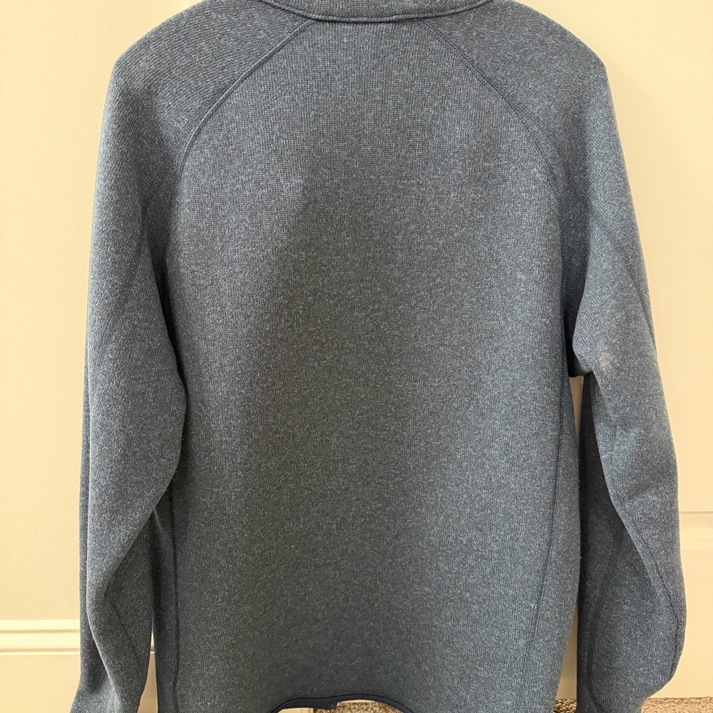 Patagonia Navy Fleece Jacket - Picture 2 of 3